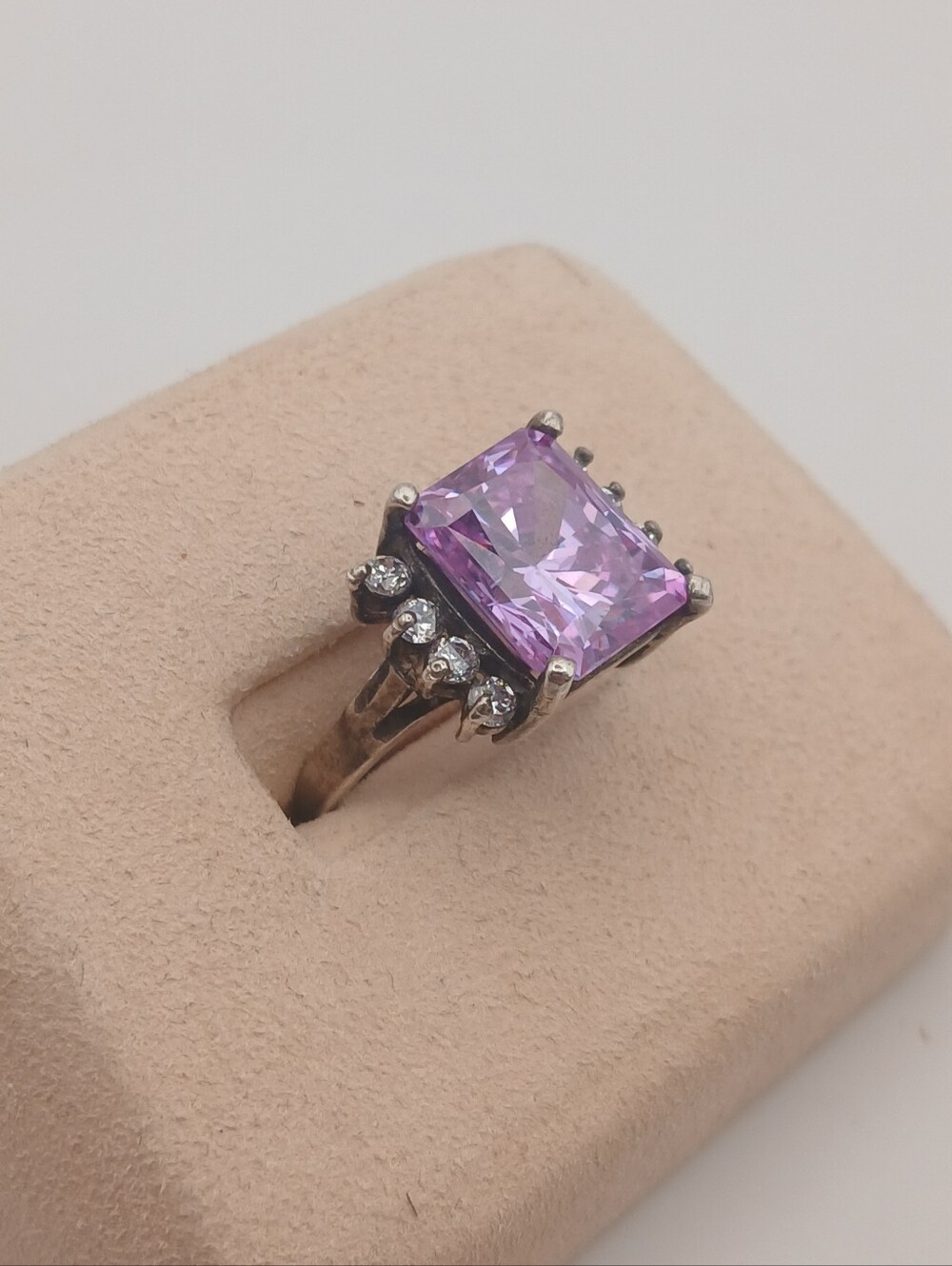 Chunky Sterling Marked 925 Purple & Clear  Stone Ring Size 6